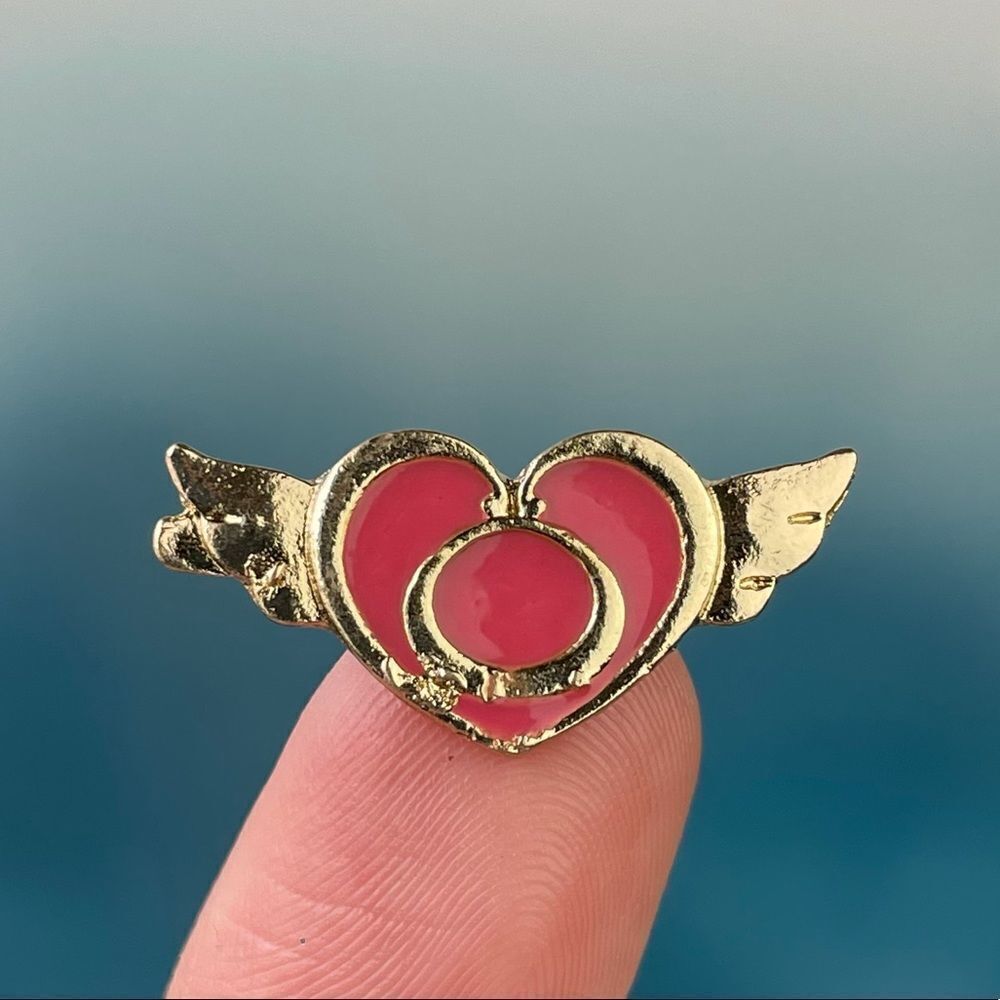 Heart & Angel Wings Enamel Pin/ Brooch Lapel